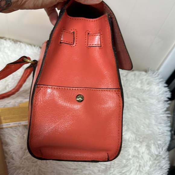 Patricia Nash Vienna Leather Satchel Purse Tooled Floral Bag in Coral 299. New - Picture 5 of 14